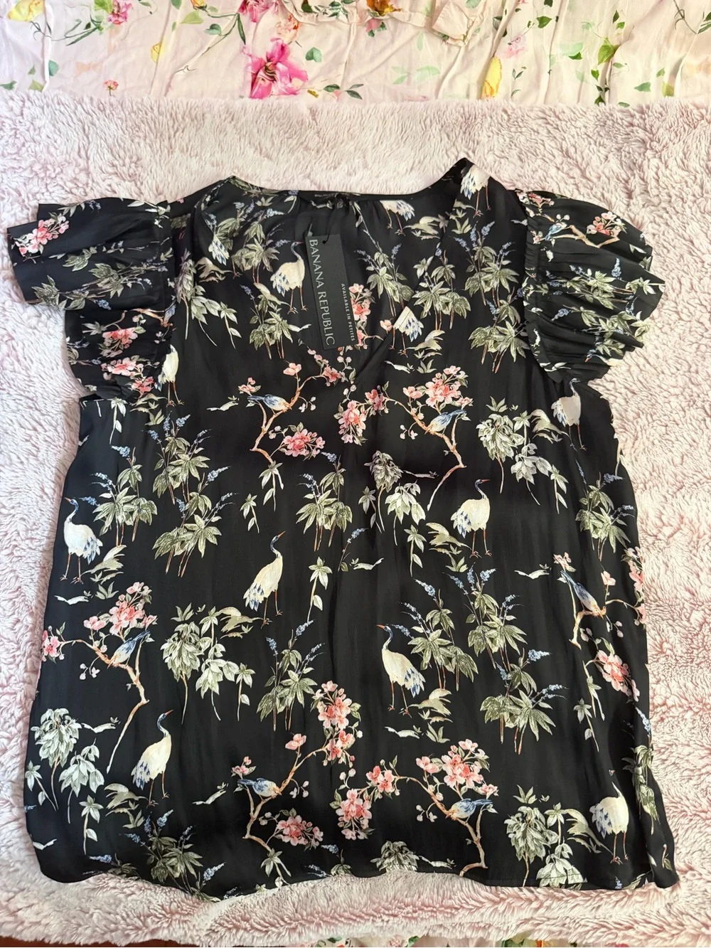 Banana Republic Black Floral & Crane Puff-Sleeve Top
